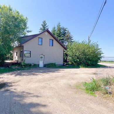 10 Cheap Old Houses You Can Actually Buy in Canada in 2023