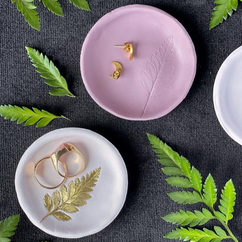 DIY clay ring dishes, purple and lavender, with greenery