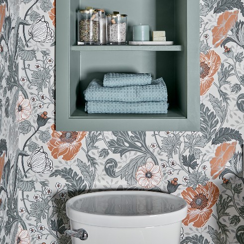 Recessed shelving in a bathroom