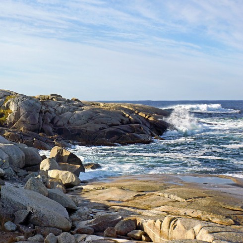 Tides on rock shore in Nova Scotia