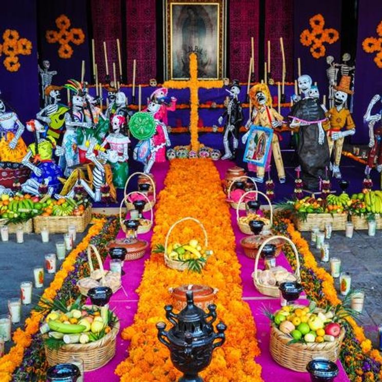 How to Celebrate Dia de Muertos (Day of the Dead)