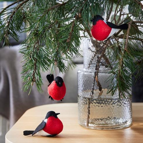 Red bird ornaments
