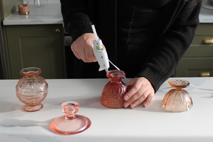 Gluing a bottom glass for a DIY candle stick holder 