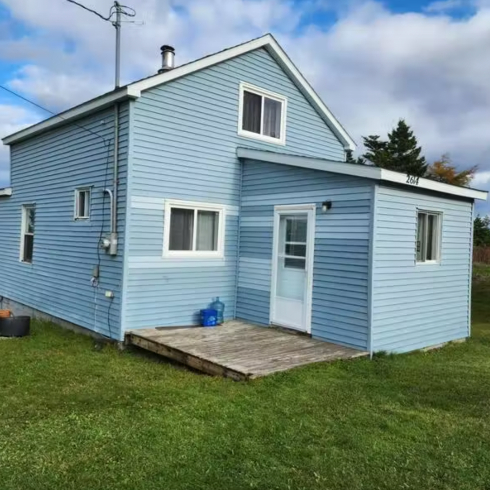 Nova Scotia: This Two-bedroom house in Fox Island Main for $59,000