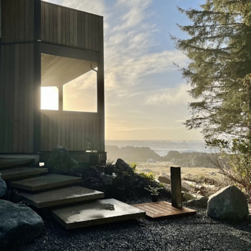 Saltwood Airbnb on Pacific Coast