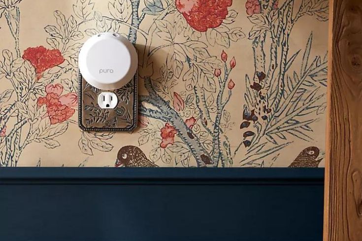 vintage-inspired floral bronze light switch plate