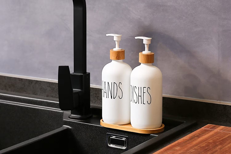 White soap dispenser set