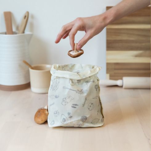 Eco-friendly beeswax sacks