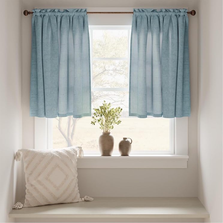 Small curtains for an RV