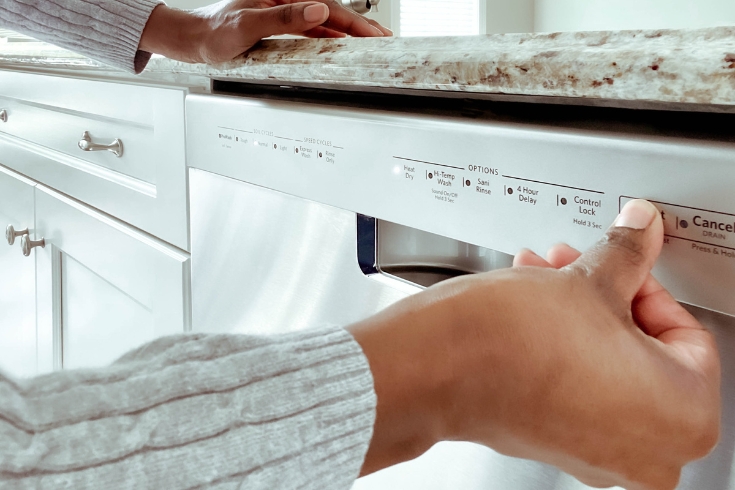 How to deep clean a dishwasher yourself