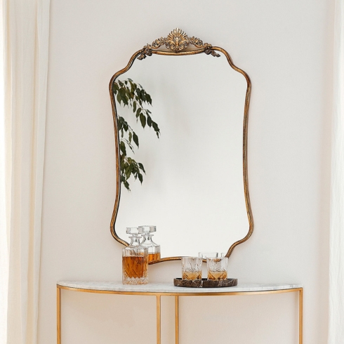 Romantic Ornamental Mirror