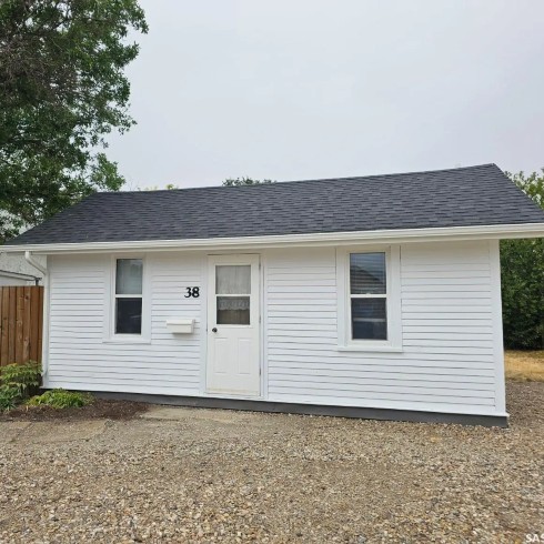 house in Swift Current, Saskatchewan